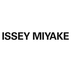 Issey Miyake | ایسی میاکه