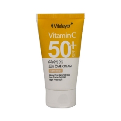فلوئید ضد آفتاب SPF50 حاوی ویتامین C ویتالیر بژ روشن پوست چرب حجم 50 میلی لیتر